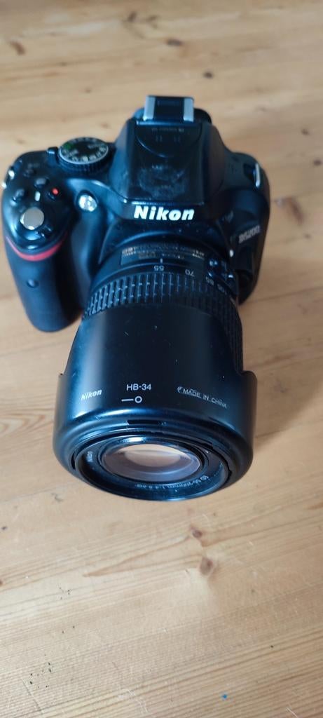 Nikon D5200, Enlèvement, Nikon
