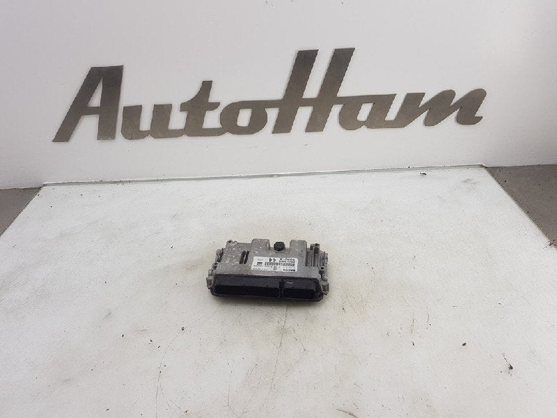 CALCULATEUR MOTEUR ECU Toyota Aygo (B40) (01-2014/06-2018), Robert Bosch AG, Toyota, Utilisé, Robert-Bosch-Allee 1
74232  Abstatt, DE