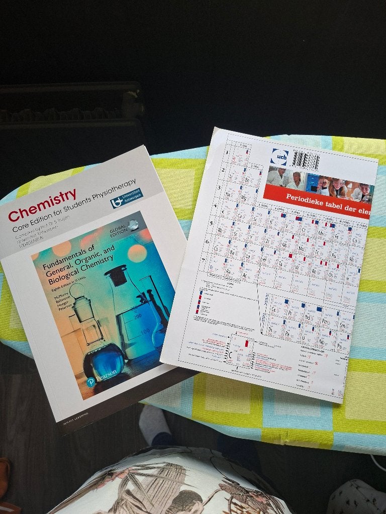 Livre de chimie en anglais, Enlèvement, Neuf, Enseignement supérieur professionnel