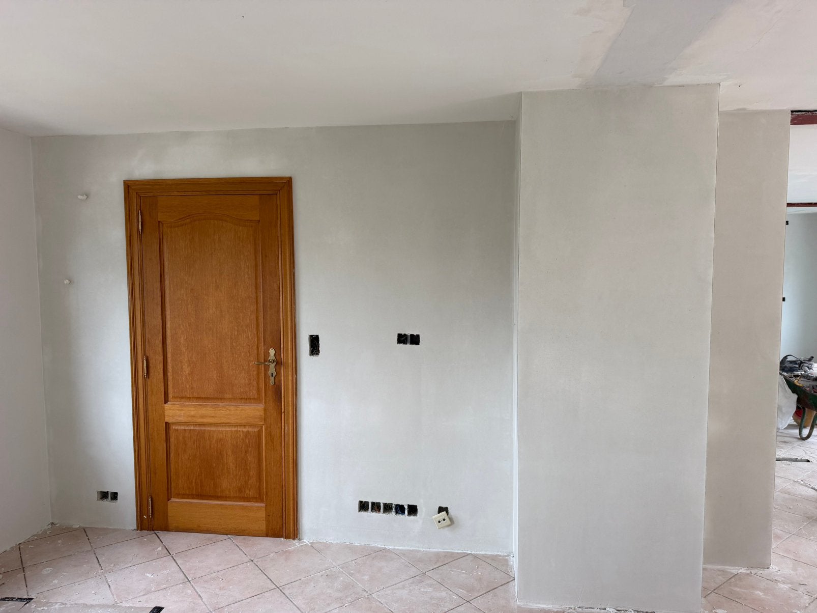 Plafonneur Plaquiste 0486 2176 53, Enlèvement ou Envoi, Comme neuf