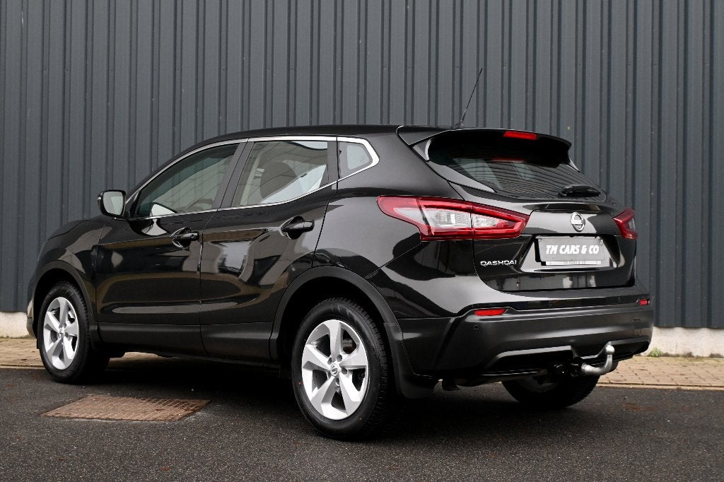 Nissan Qashqai 1.3i Automaat, Trekh, Cam, Cruise, Carplay, Stof, 4 cilinders, Zwart, Bedrijf