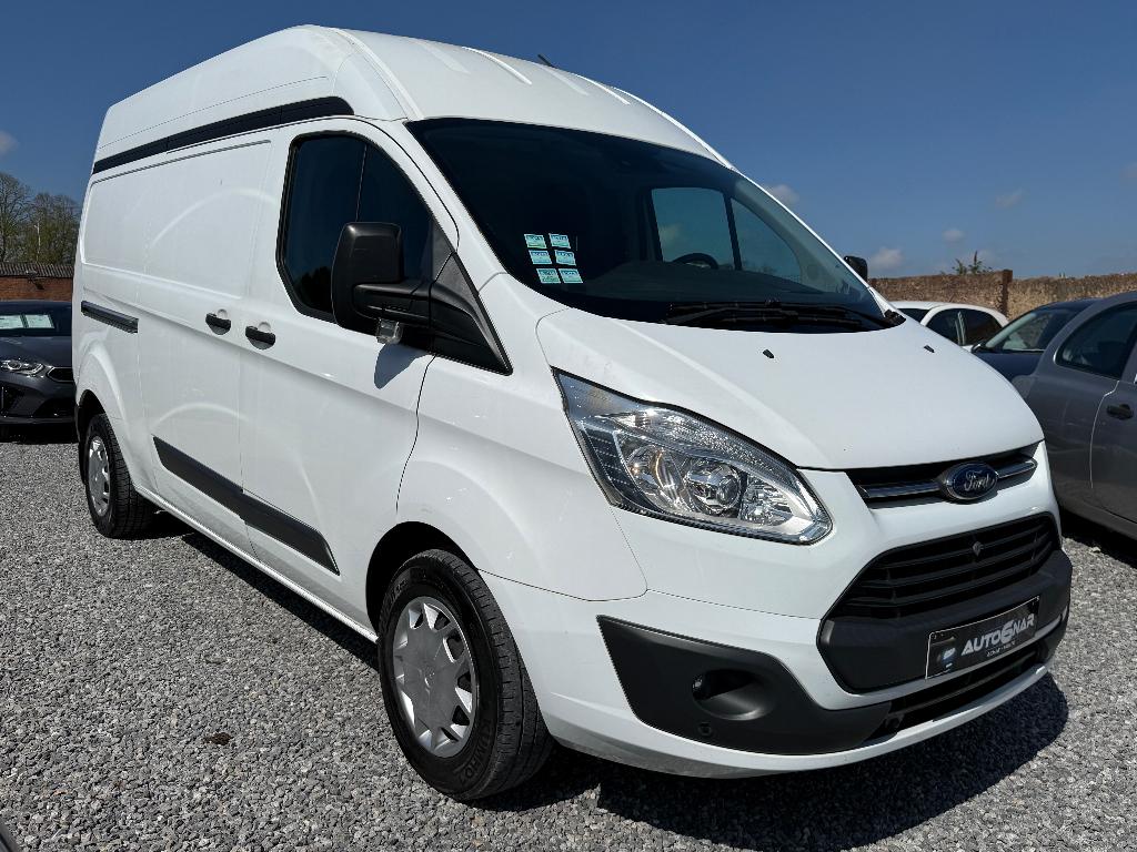 Ford Transit Custom 2.0 TDCi L2H2- 1erMain - Carnet - Camera, Voorwielaandrijving, Stof, 174 g/km, 4 cilinders
