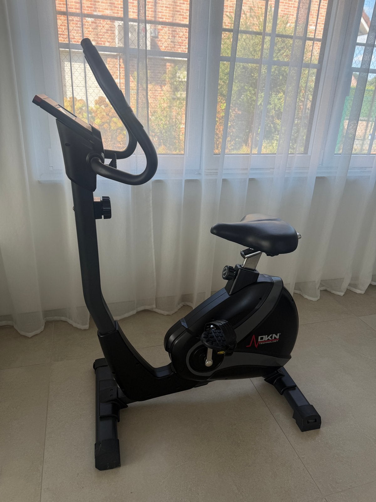 Hometrainer, Sports & Fitness, Enlèvement, Utilisé, Vélo d'appartement
