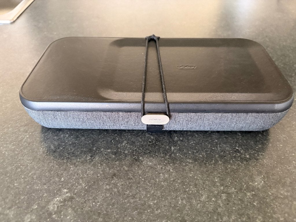 Orbitkey Nest – desk organizer en draadloze oplader, TV, Hi-fi & Vidéo, Chargeurs, Enlèvement, Comme neuf