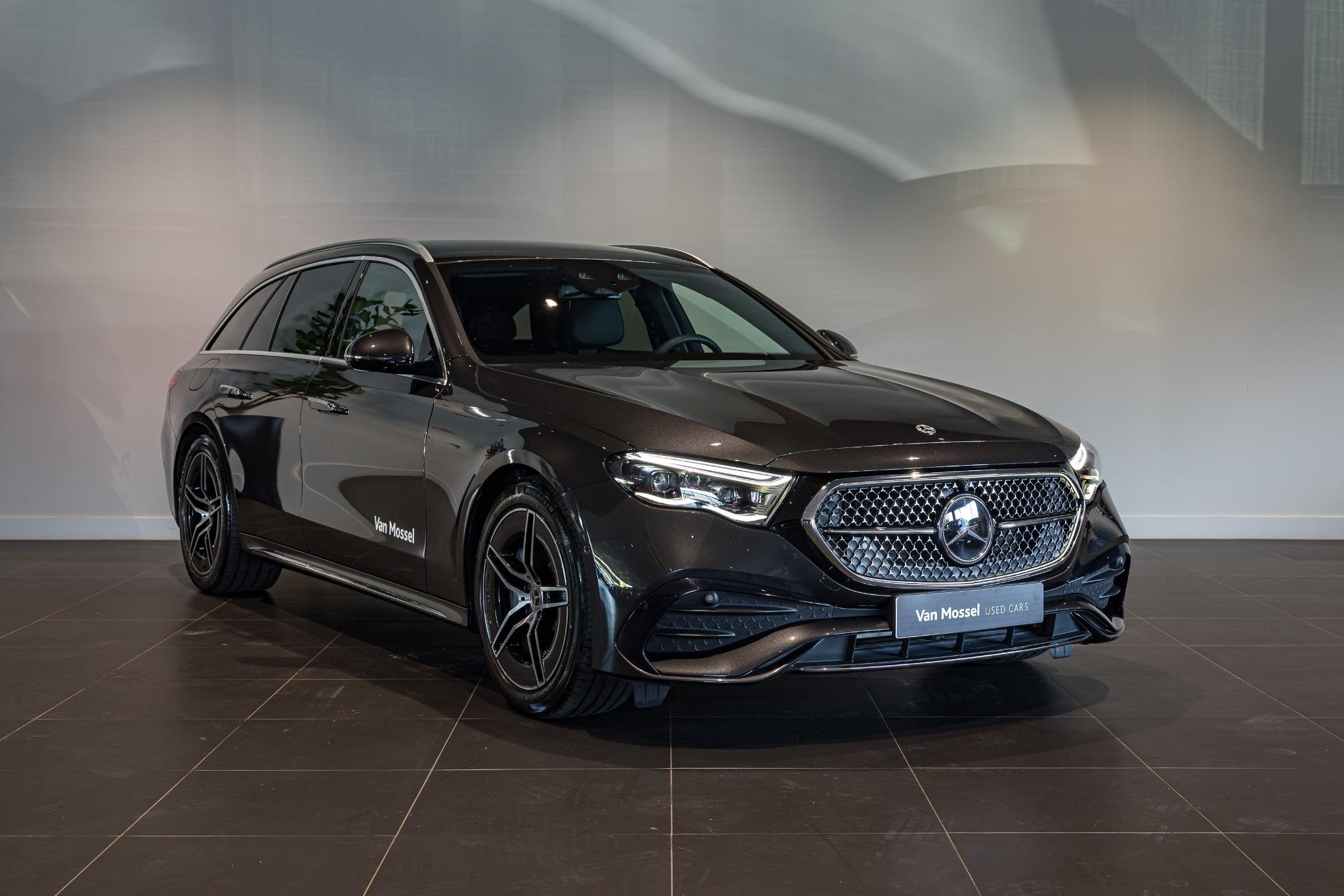 Mercedes-Benz E-Klasse 300e AMG LINE Estate (automatique), Autos, Argent ou Gris, Euro 6, Entreprise, 5 portes