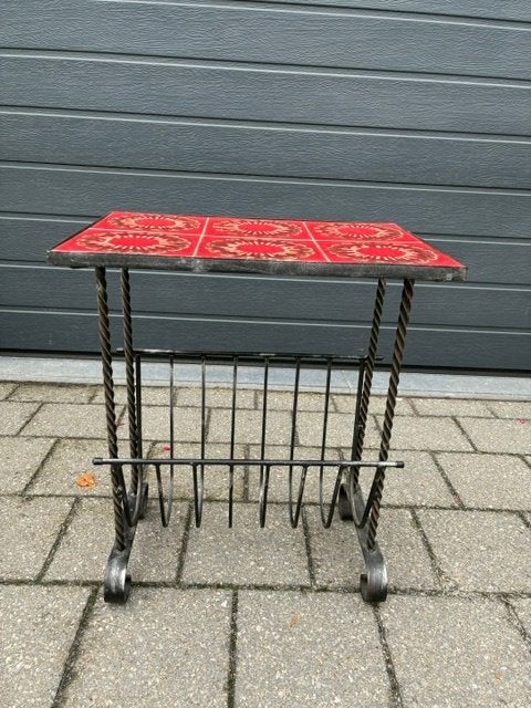 Vintage krantenbak/bijzettafeltje, Huis en Inrichting, Woonaccessoires | Krantenbakken en Lectuurbakken, Ophalen, Gebruikt, Vintage
