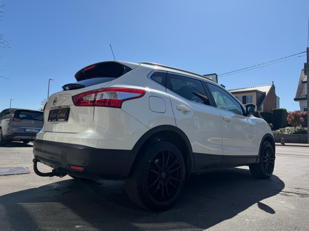 NISSAN QASHQAI 1.2 ESSENCE FULL FULL PANO JANTES 19 !, Autos, Nissan, Phares directionnels, Euro 5, Achat, Boîte manuelle