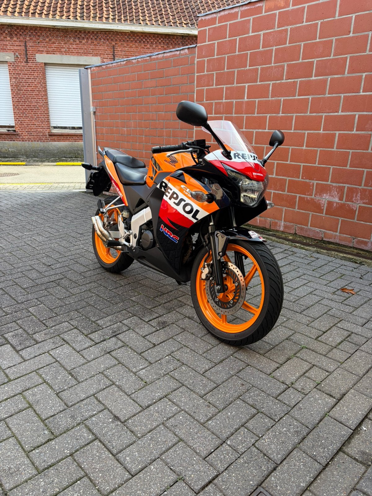 Honda CBR 125R, Motos, Particulier, SuperMoto