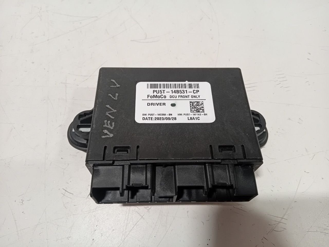 Computer centrale vergrendeling Ford Transit, Onderdelen@venauto.nl, Van der Ven Autorecycling B.V., Gebruikt, Ettenseweg 76, 4706 PB Roosendaal, The Netherlands