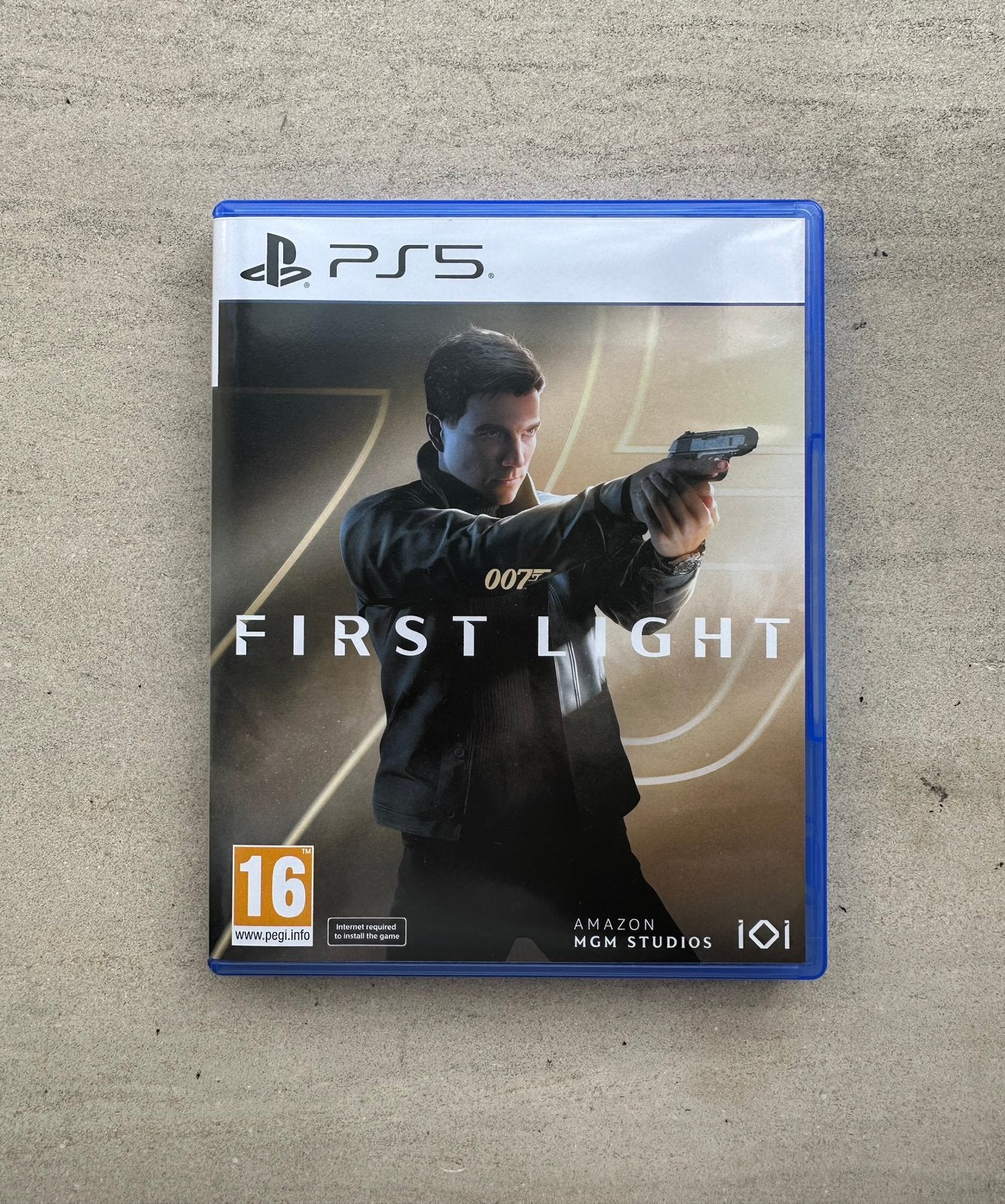 007 first lihgt PS5, Enlèvement, Comme neuf