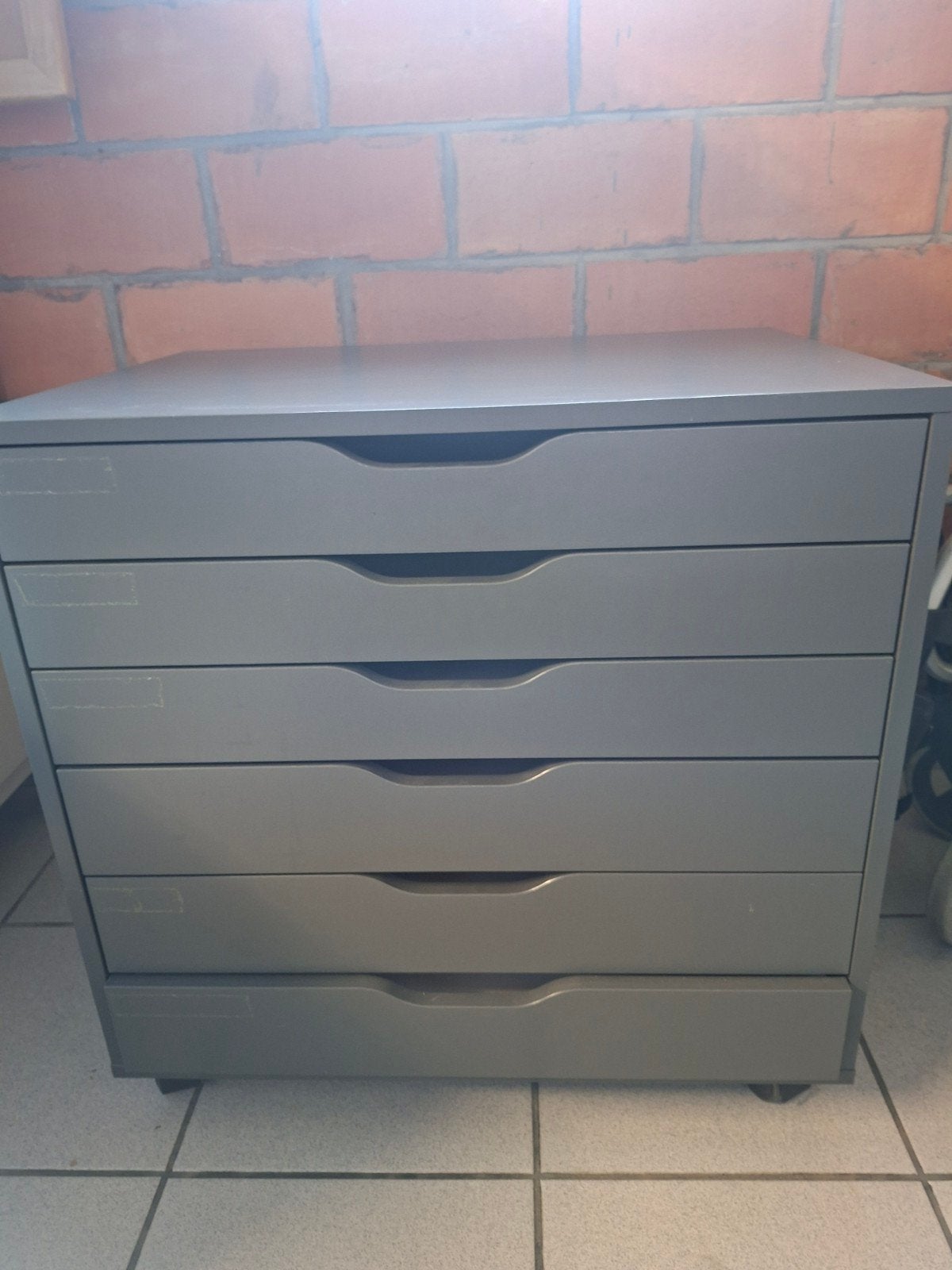 Alex ladeblok donkergrijs ikea, Ophalen