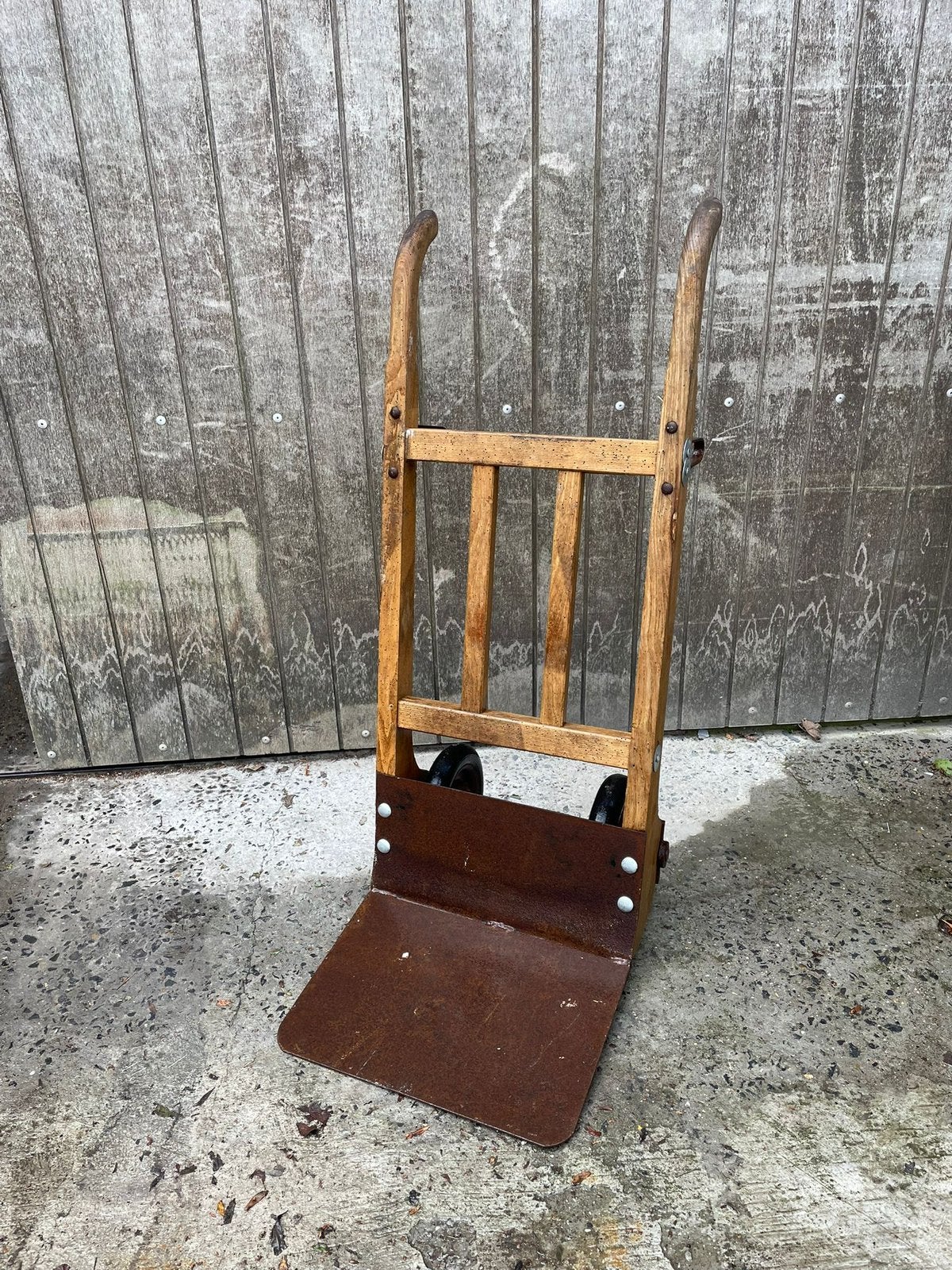 Antieke houten steekwagen / transportkar – jaren ’40-’50, Doe-het-zelf en Bouw, Transportwagens, Gebruikt, Steekwagen, Ophalen