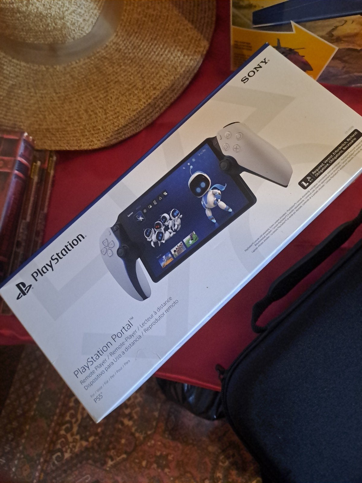 PlayStation Portal plus sacoche etat neuf, Ophalen of Verzenden, Zo goed als nieuw, Met beschermhoes of tas, Overige typen