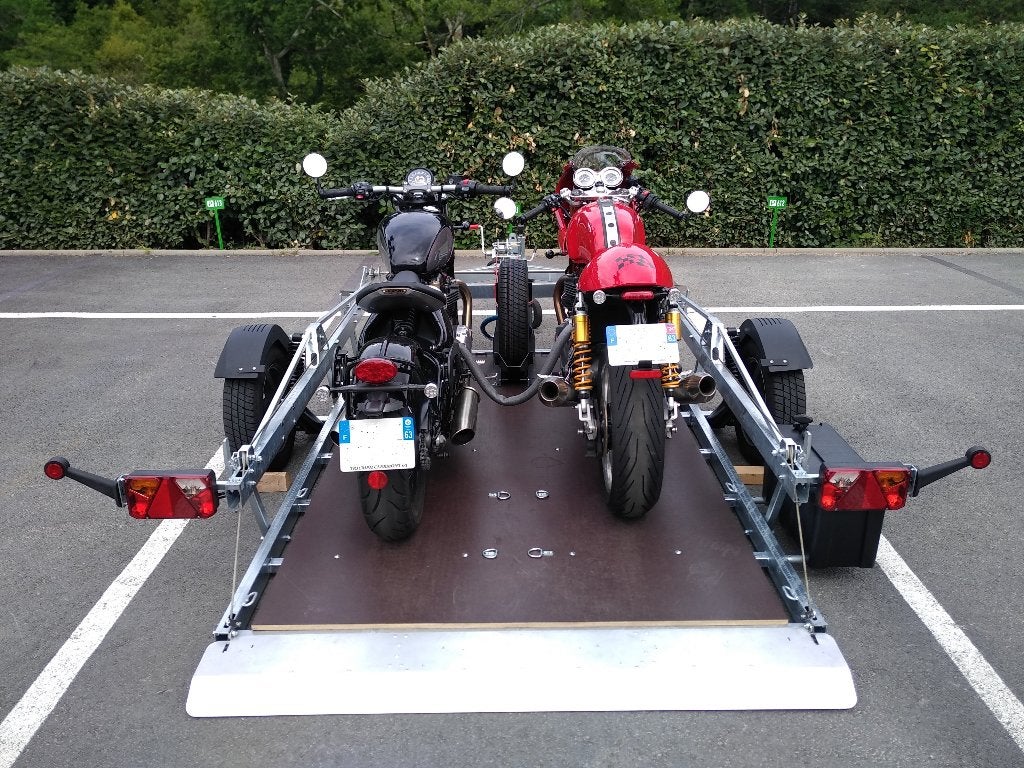 remorque 2 motos plateau abaissant, Enlèvement, Comme neuf