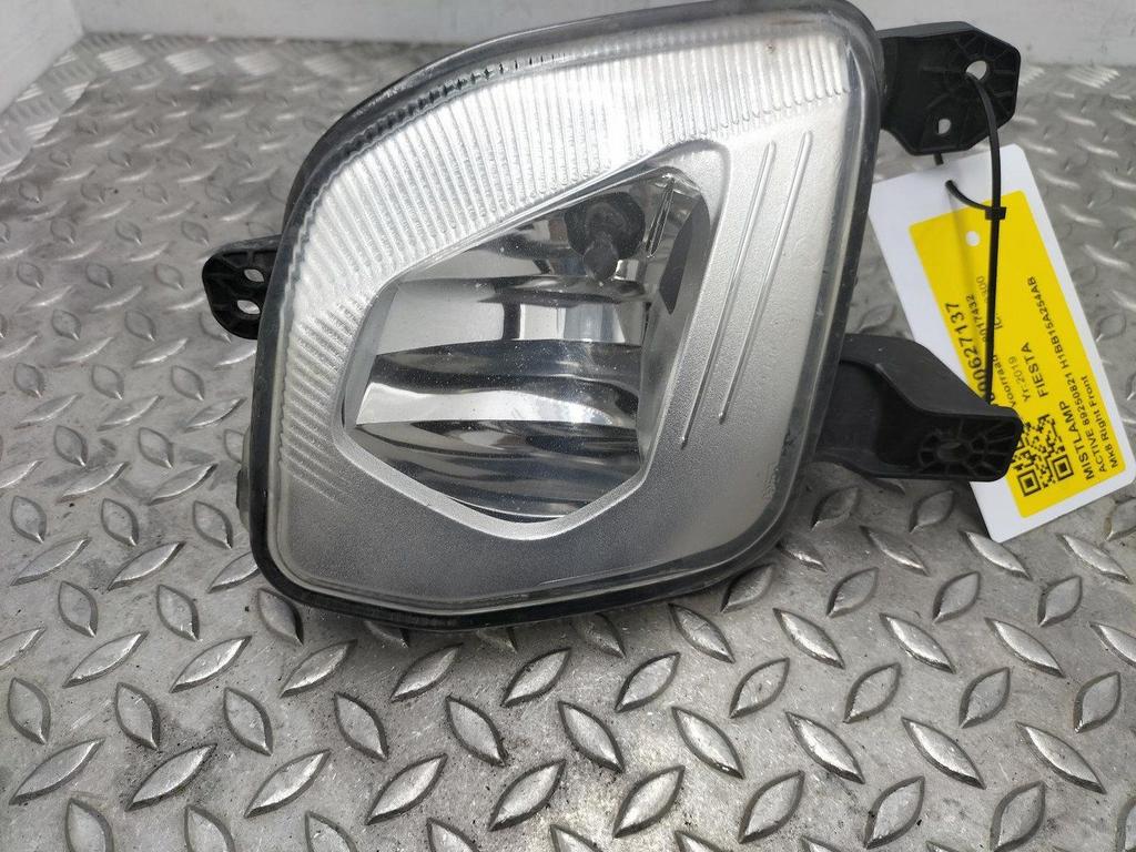 FORD FIESTA ACTIVE MISTLAMP 2019, Ophalen of Verzenden, Gebruikt, Stiba lid