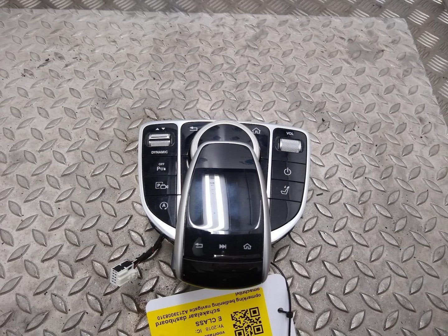 MERCEDES E CLASS E200D Business Solution estate SCHAKELAAR D, Enlèvement ou Envoi, Utilisé, ARN reconnu
