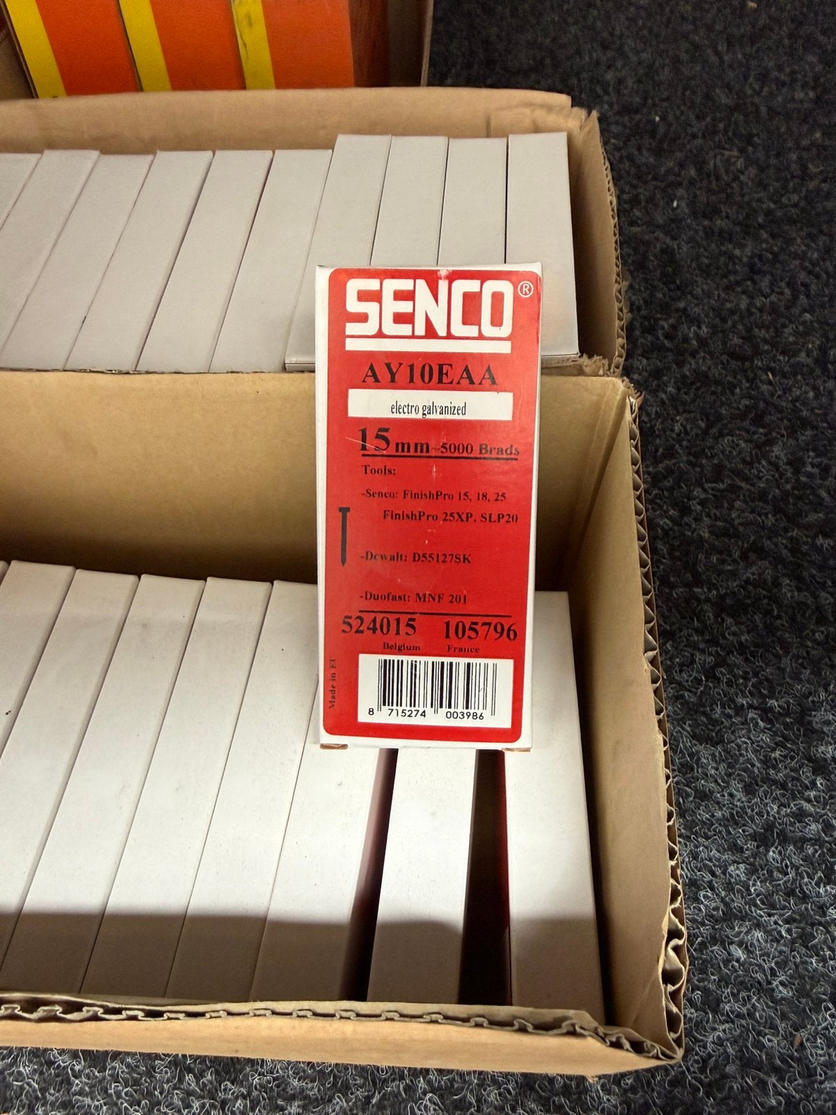 Senco nagels, Ophalen, Nieuw