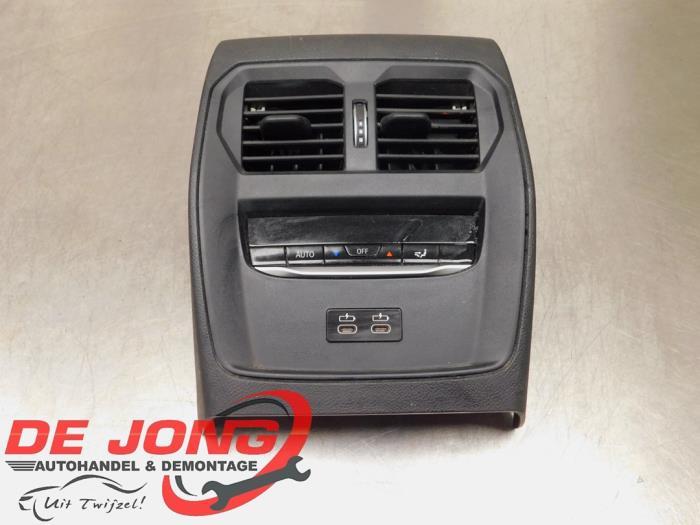 Grille d'aération arrière d'un BMW 3-Serie, -, 3 mois de garantie, Utilisé, -