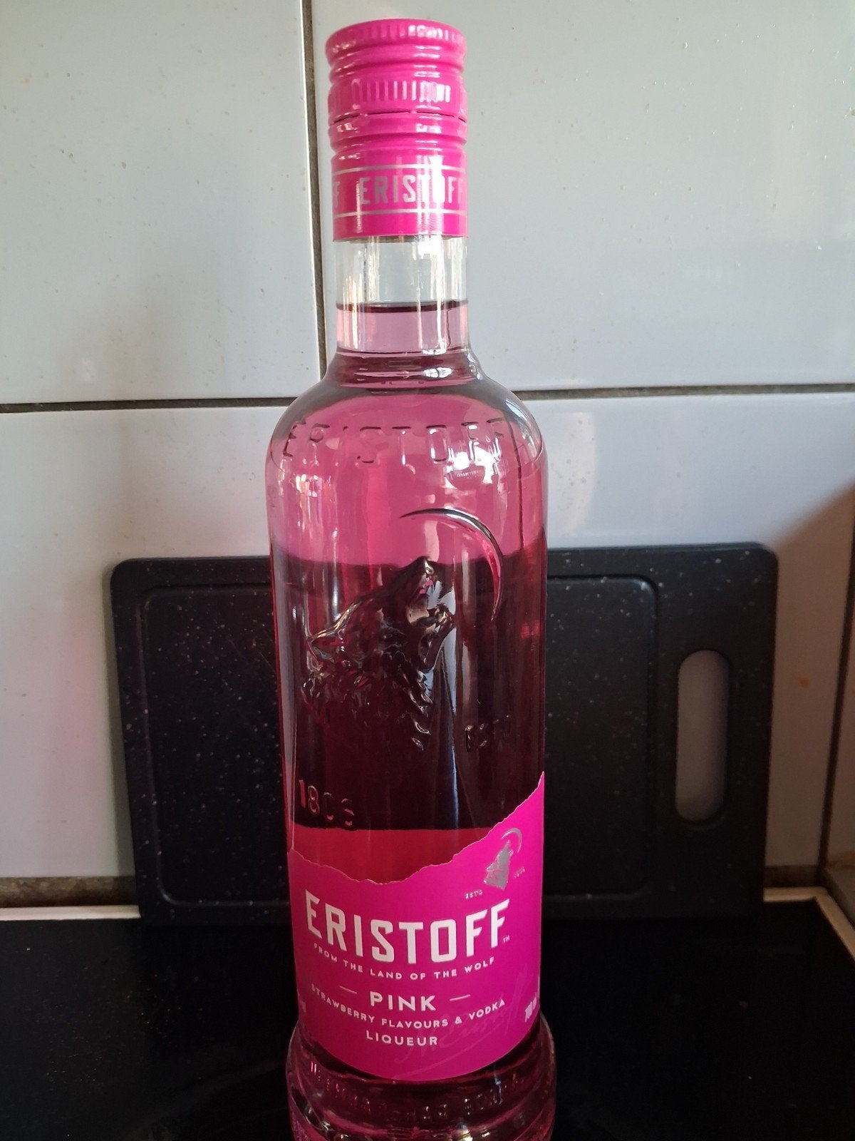 Eristoff Vodka Pink 70 cl, Verzamelen, Ophalen