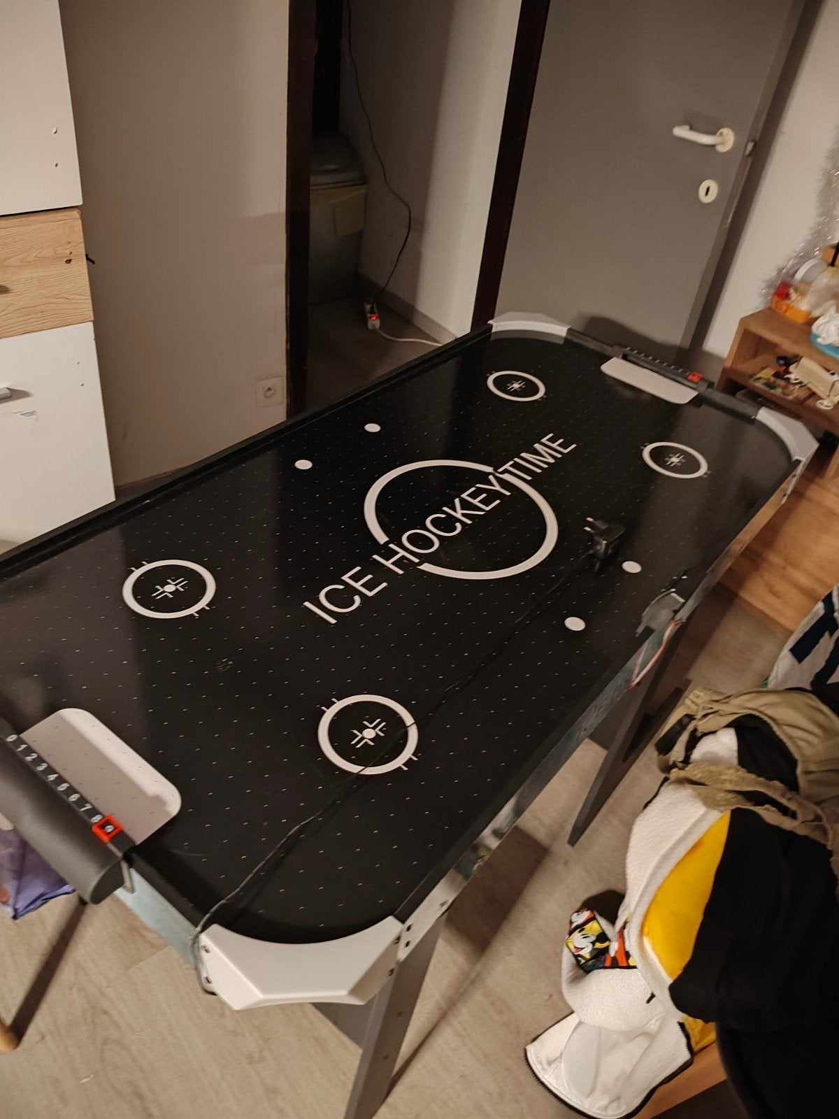 Hockeytafel, Ophalen