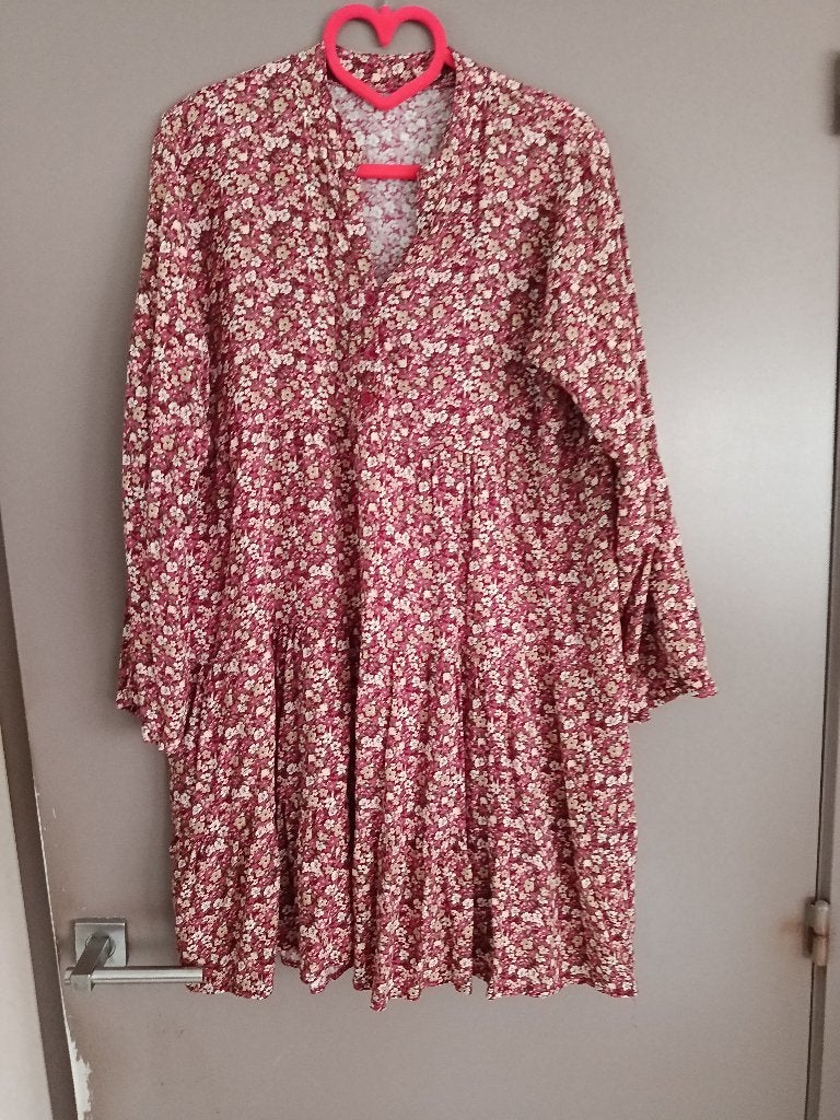 jurk merk onbekend maat 2xl(doos jurken 2026), Enlèvement ou Envoi, Neuf, Taille 46/48 (XL) ou plus grande