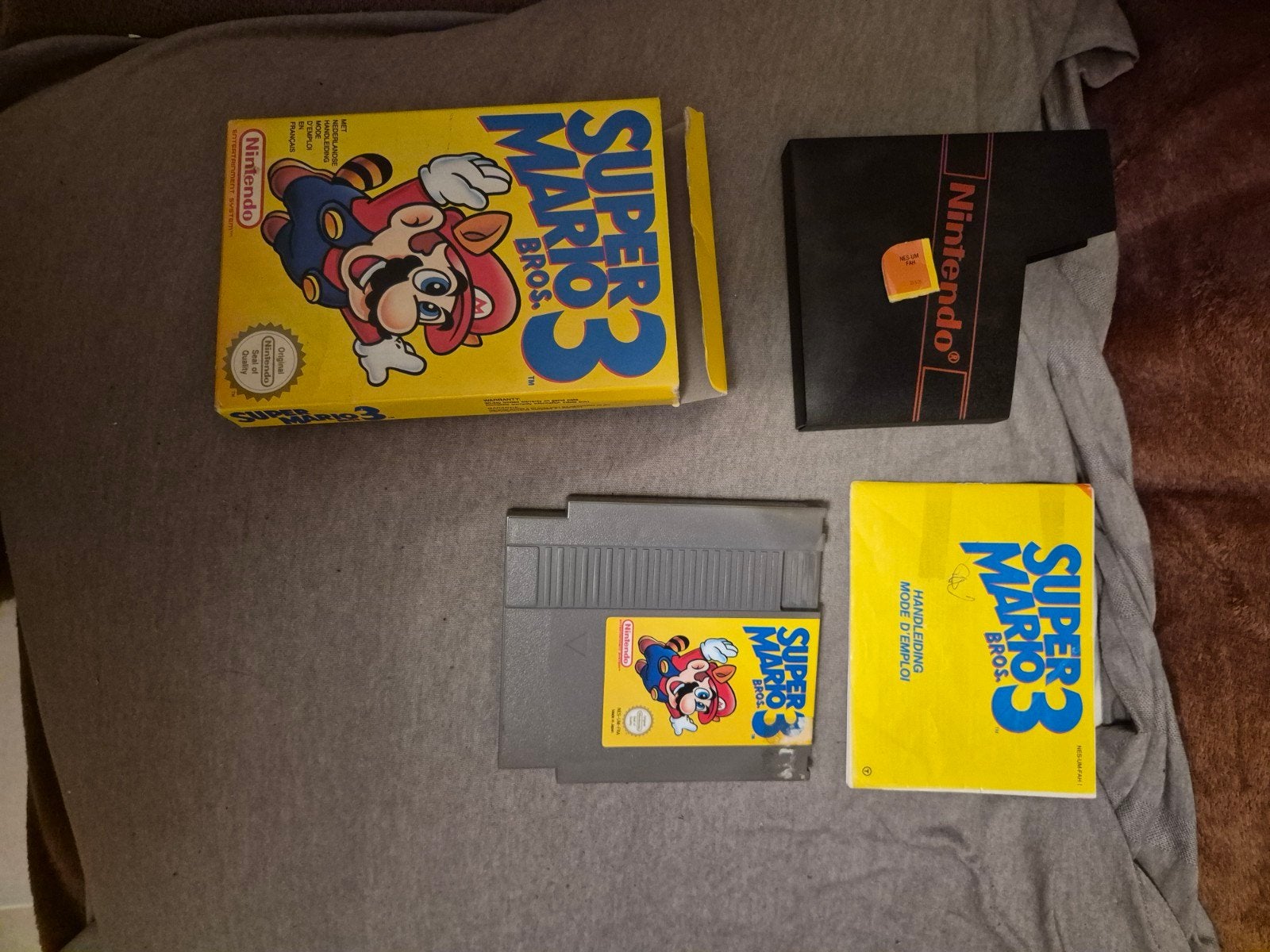 Jeu Nintendo NES - Super Mario Bros 3 - Complet (CIB) Versio, Consoles de jeu & Jeux vidéo, Enlèvement