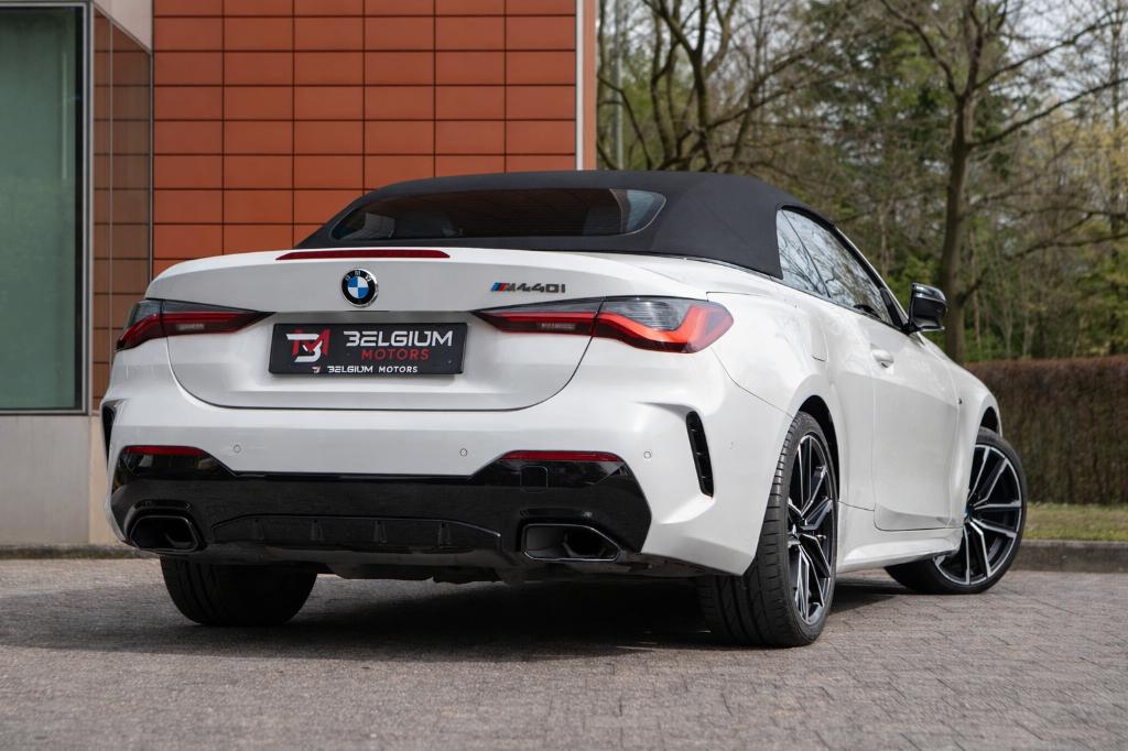 BMW 440 Cabrio - xDrive - HK - Geheugen - Camera, Auto's, BMW, Automaat, Cabriolet, Startonderbreker, Wit