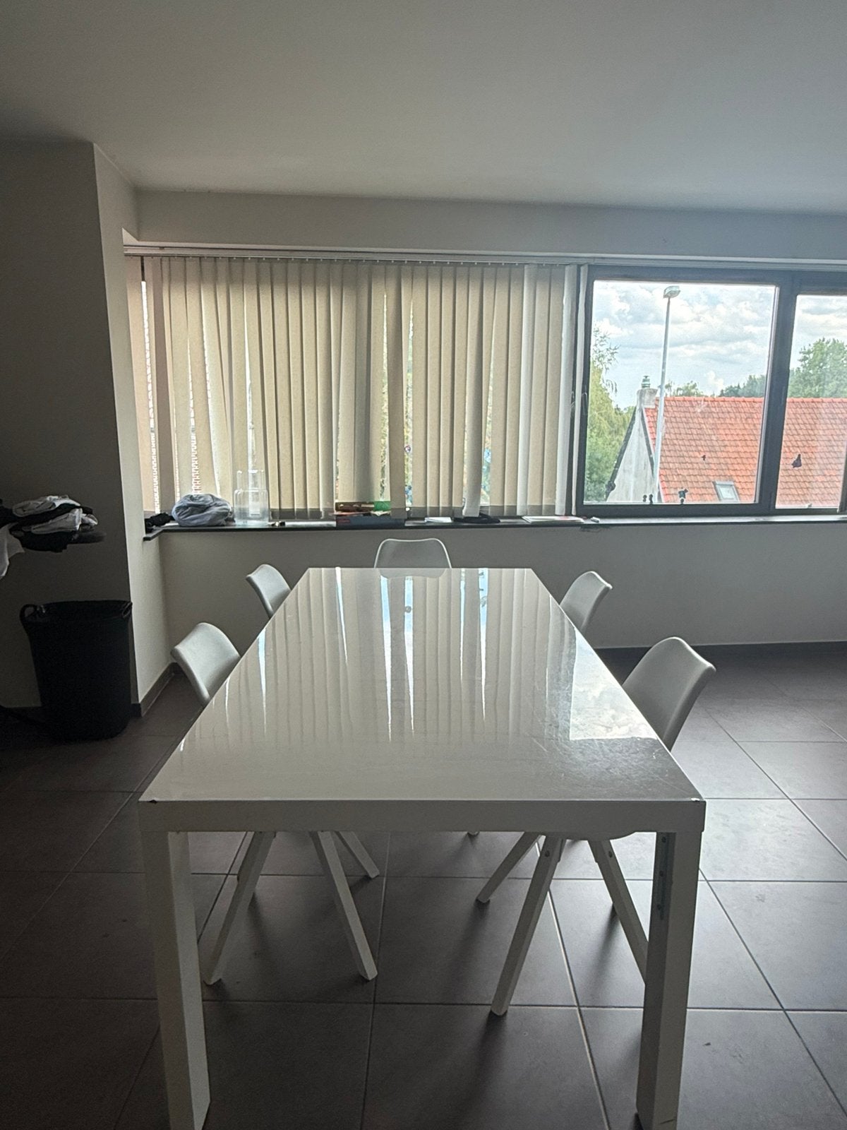 Table à manger + 5 chaises 250€, Maison & Meubles, Tables | Tables à manger, Enlèvement, Utilisé