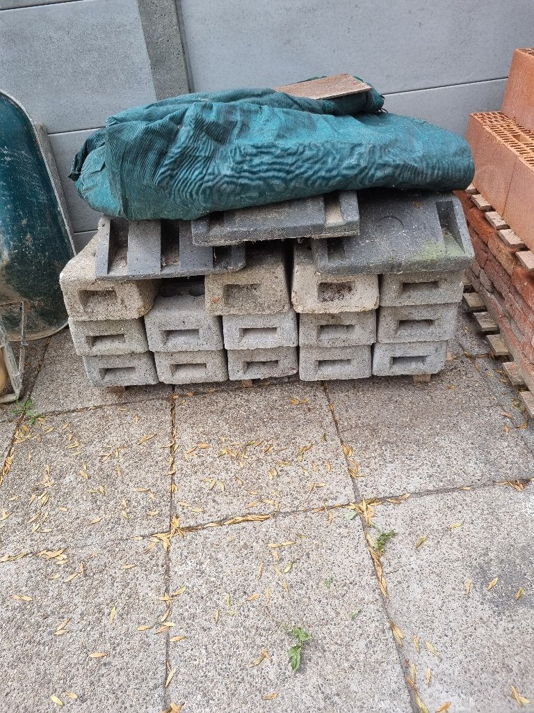 beton voeten, Ophalen, Gebruikt
