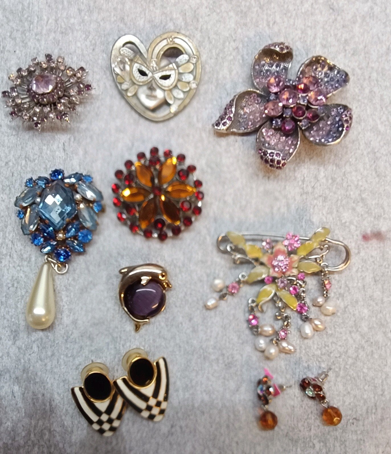 Veel vintage broches en gespen, Ophalen of Verzenden