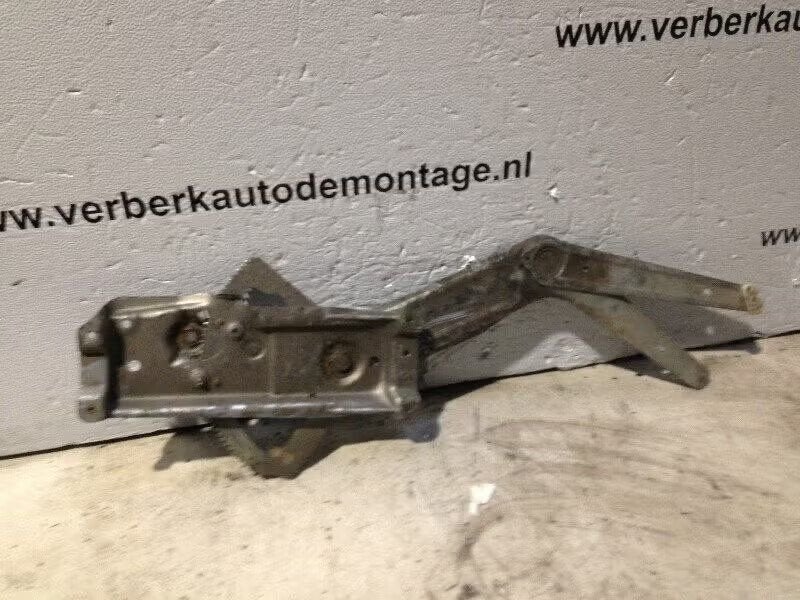 RAAMMECHANIEK ELEK LINKS Opel Tigra (75) (90-389-211), Auto-onderdelen, Bahnhofsplatz 65423 Rüsselsheim am Main, DE, Gebruikt
