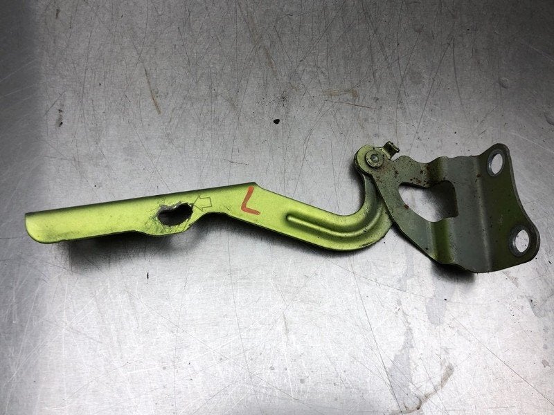 CHARNIERE DE CAPOT Daihatsu Cuore (L251 / 271 / 276), Utilisé, Daihatsu