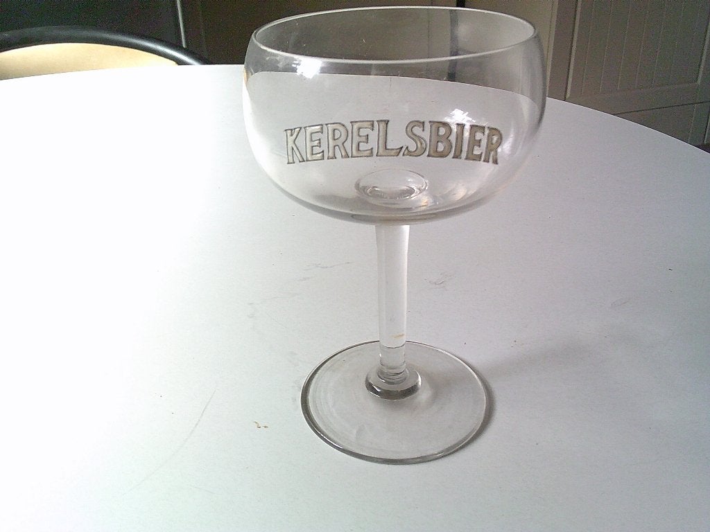 glas dikke emaille kerelsbier, Verzamelen, Ophalen, Zo goed als nieuw, Bierglas