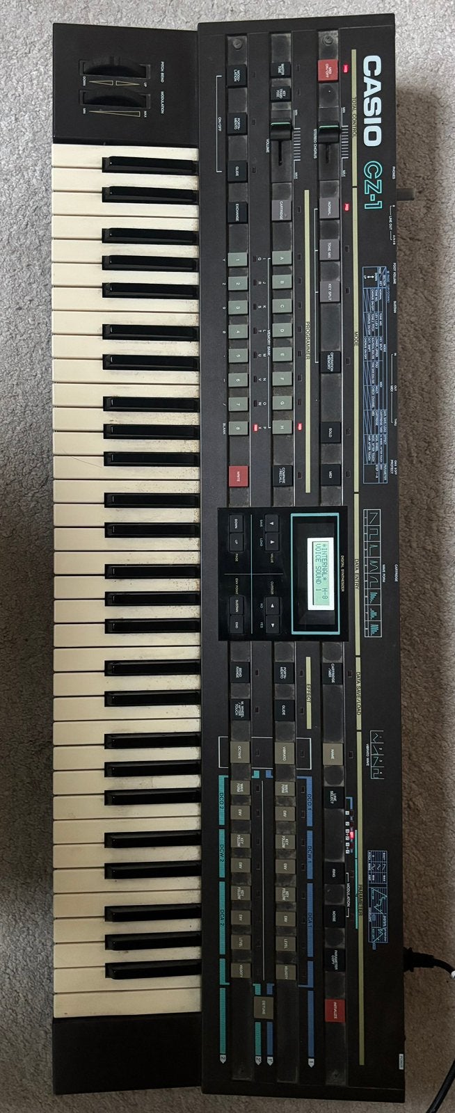 Casio CZ-1 te koop, Muziek en Instrumenten, Synthesizers, Gebruikt, 61 toetsen, Overige merken, Met midi-aansluiting, Ophalen