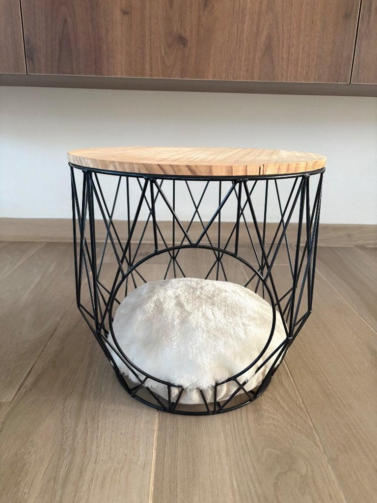 Kattennestje te koop, Ophalen, Zo goed als nieuw, Pluche