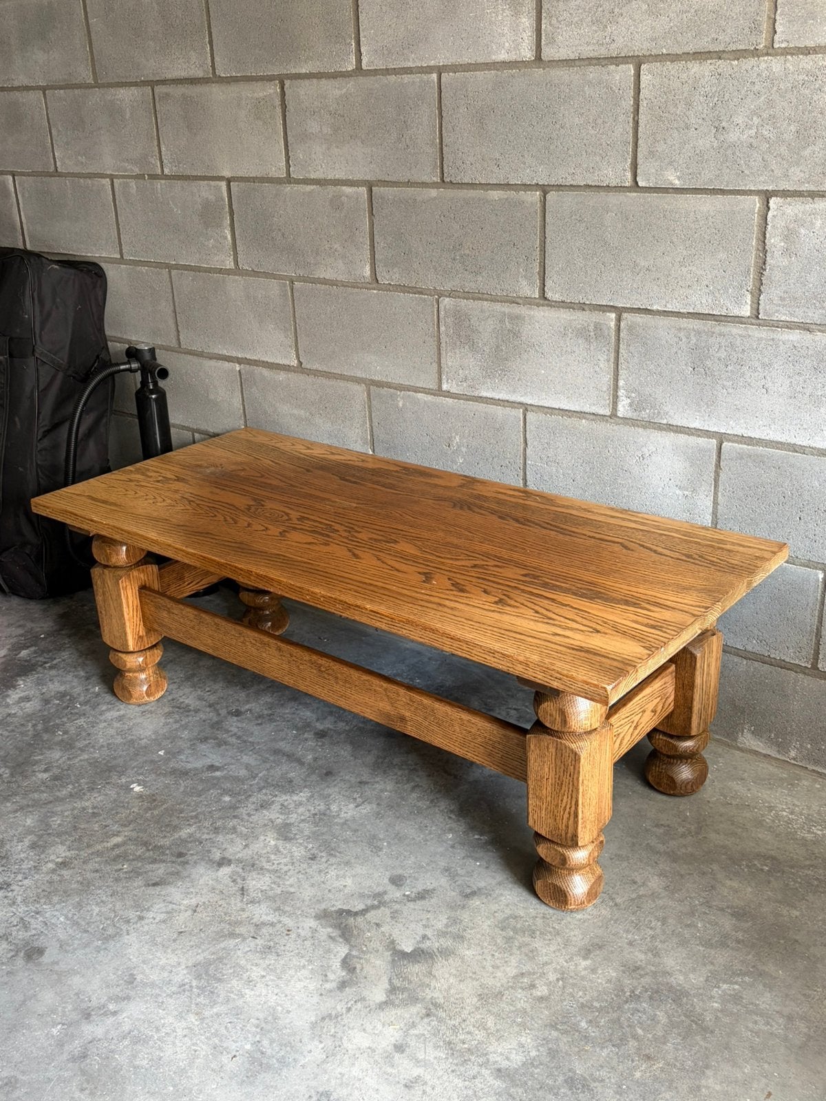 Massieve eiken salontafel, Ophalen, 50 – 75, Gebruikt, Eikenhout