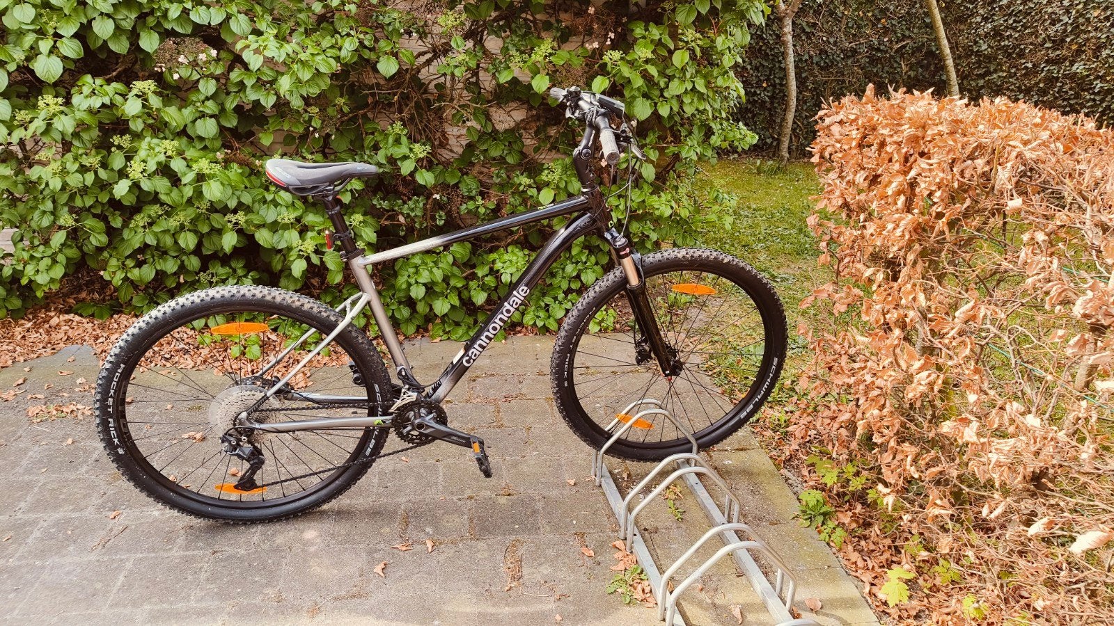 Mountain bike cannodale zo goed als nieuw, Vélos & Vélomoteurs, Vélos | Hommes | Vélos de sport & Vélo de randonnée, Autres marques