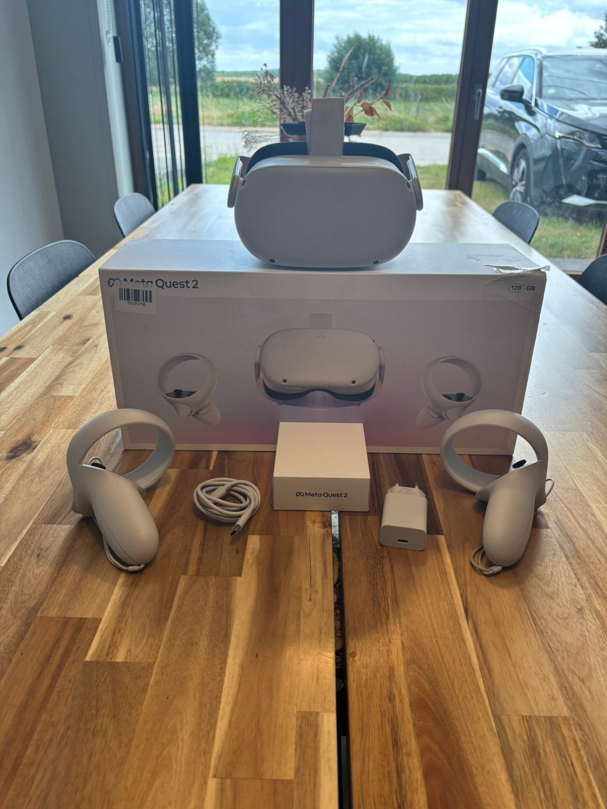 Meta Quest 2 incl. originele lader en doos, Ophalen, Zo goed als nieuw, VR-bril