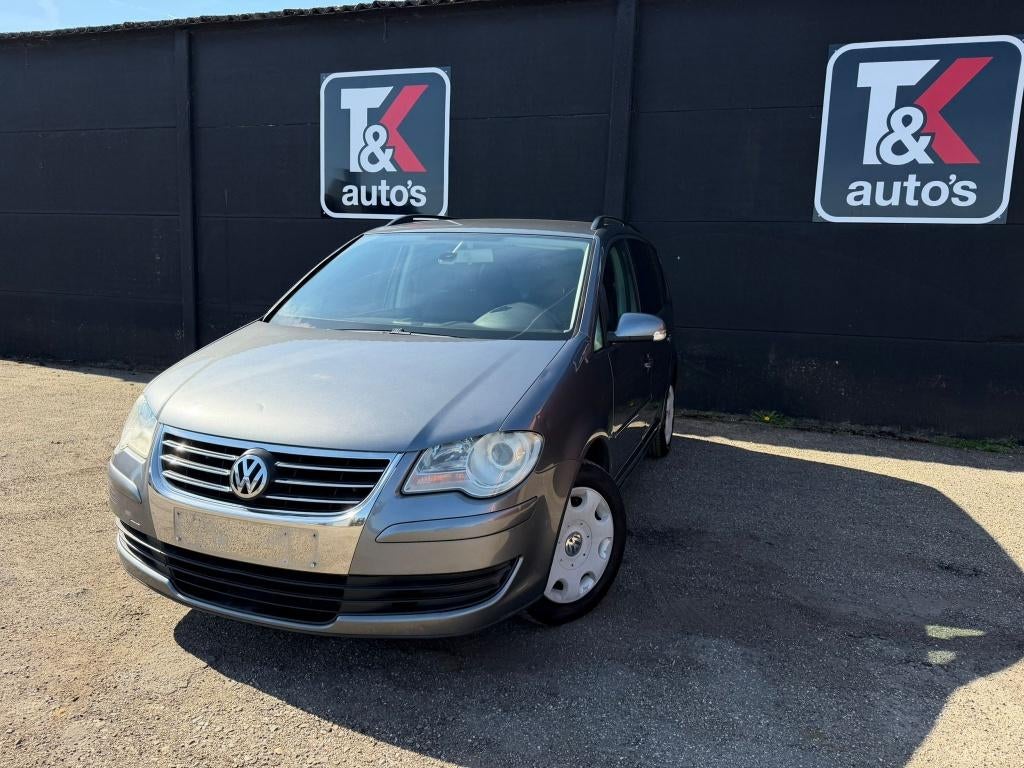 Volkswagen Touran 1.6i, Auto's, Automaat, Monovolume, Bedrijf, Touran