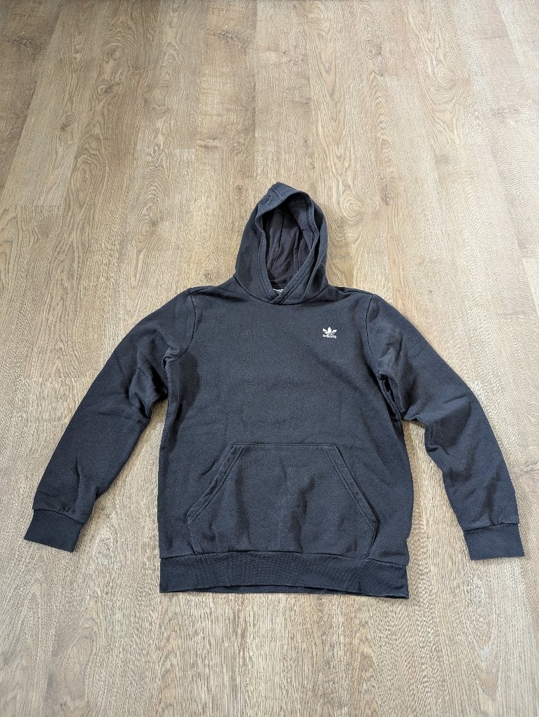 Kinder hoodie zwart Adidas maat 15 jaar/170 cm, Kinderen en Baby's, Kinderkleding | Maat 170, Ophalen, Adidas, Gebruikt, Trui of Vest