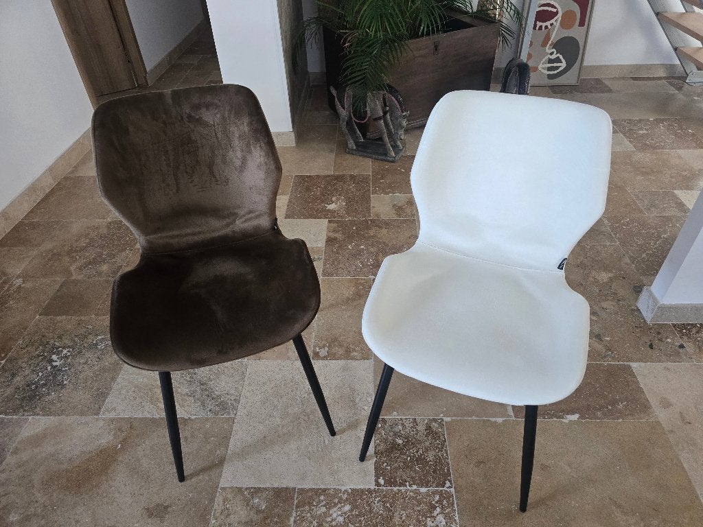 8 chaises, Comme neuf, Brun, Enlèvement, Cinq, Six Chaises ou plus