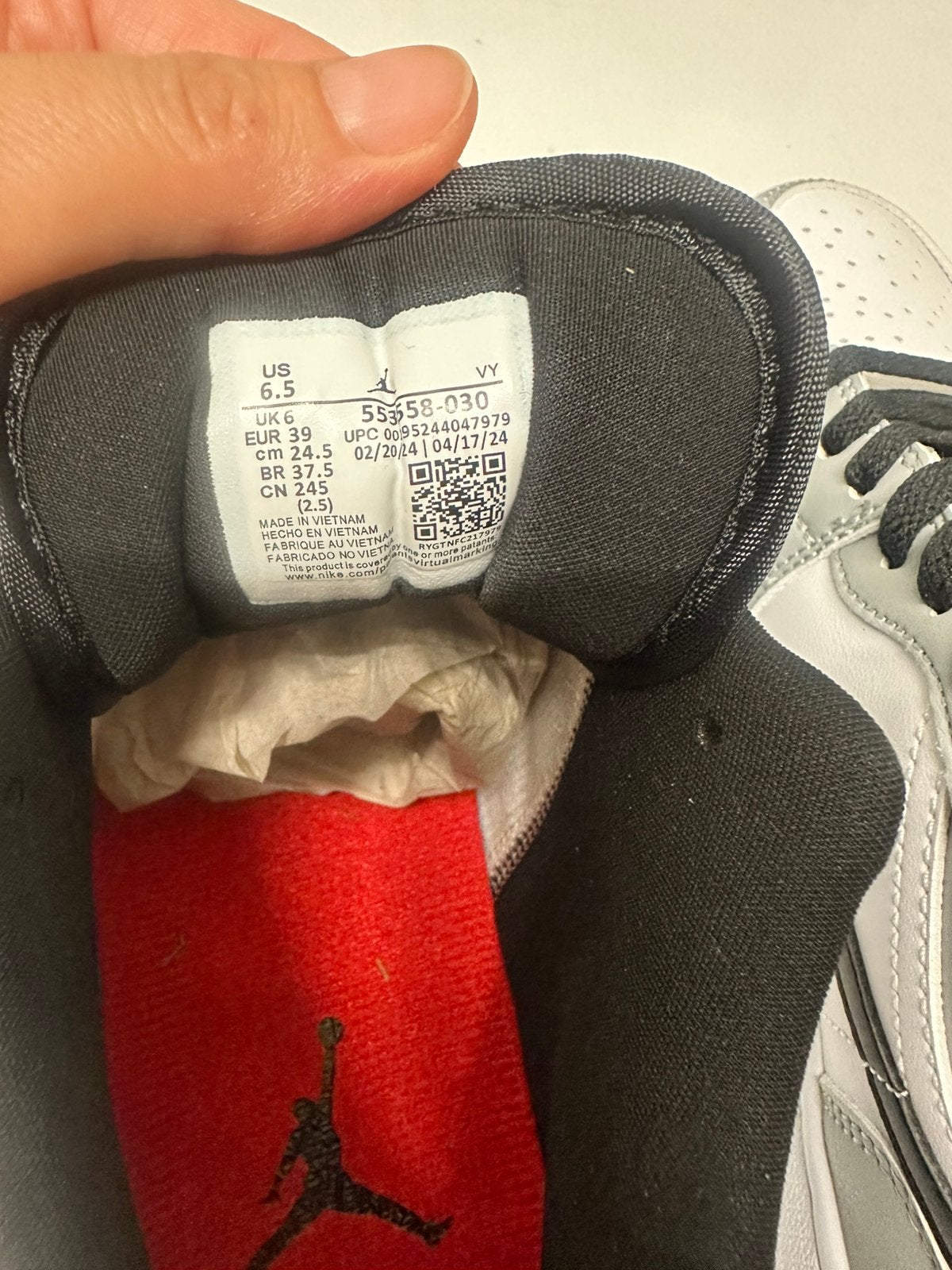 Schoenen, Sport en Fitness, Basketbal, Ophalen, Zo goed als nieuw, Schoenen