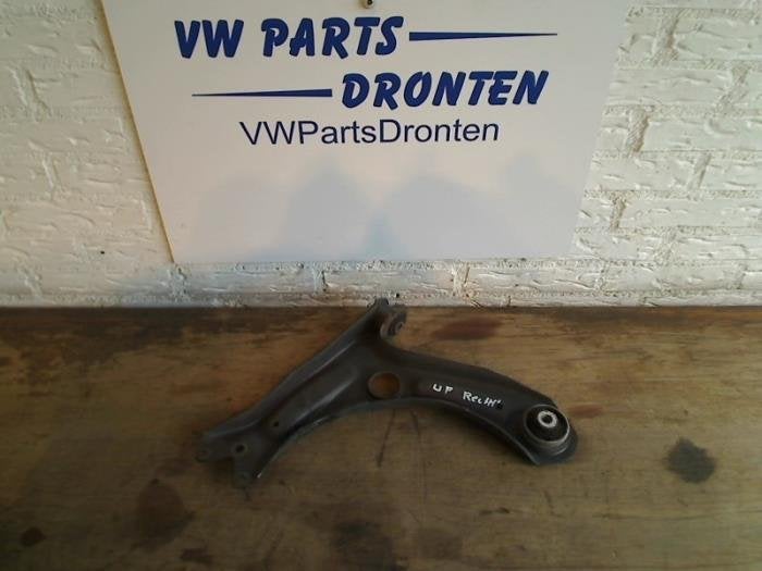 Draagarm links-voor van een Volkswagen UP, Gebruikt, -, Volkswagen, -