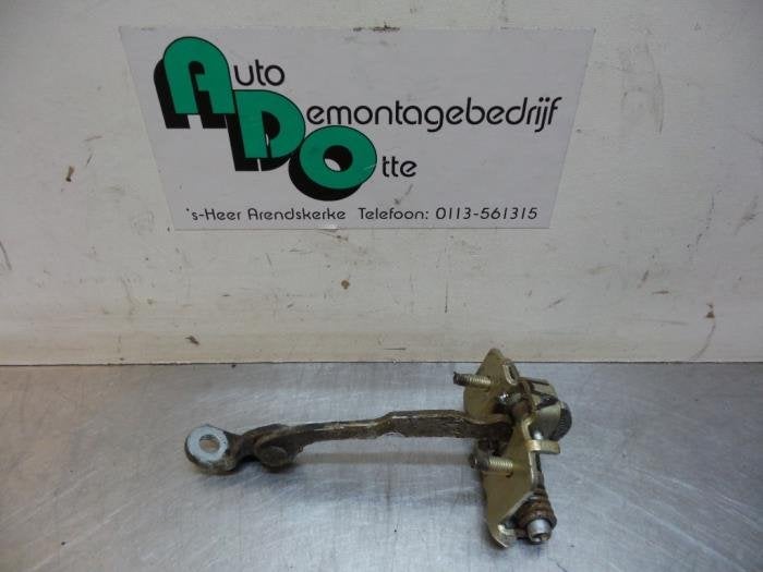 Butée 4portes arrière gauche d'un Citroen C3 (C3 02-), -, 3 mois de garantie, Utilisé, -