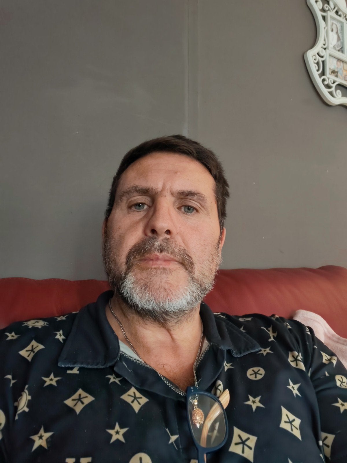 chercher studio meublé, Une personne