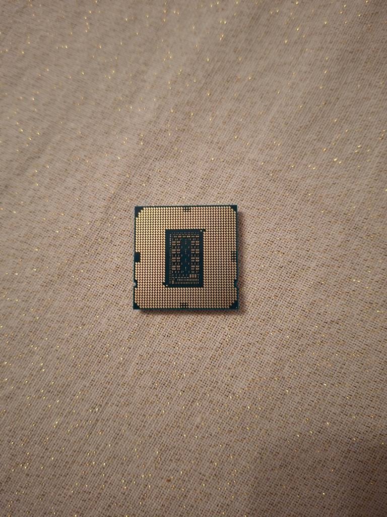 CPU Intel I7 11700, 8-core, 4 Ghz ou plus, Comme neuf, Enlèvement
