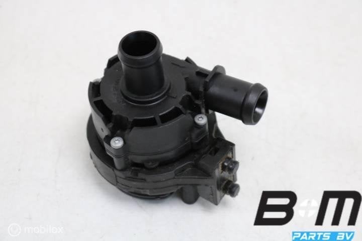 Extra waterpomp VW T-Roc 5G0965567, Gebruikt