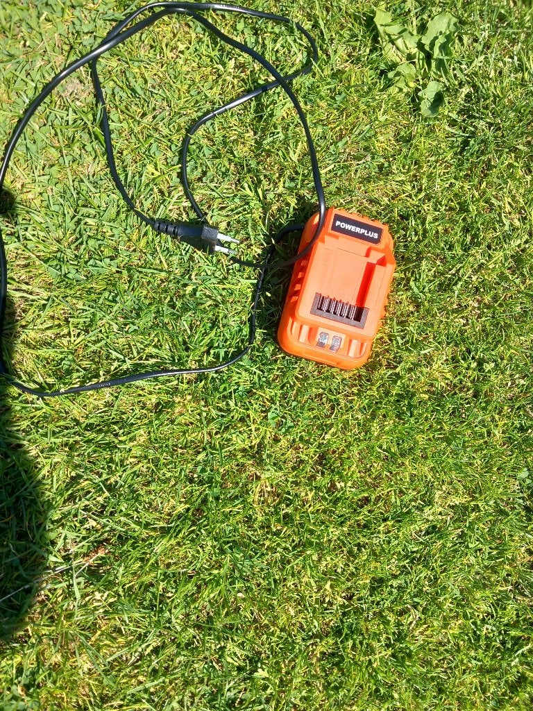 tondeuse à gazon à batterie PowerPlus, Neuf, Tondeuses à gazon sur batterie, Tondeuse rotative, 30 à 39 cm