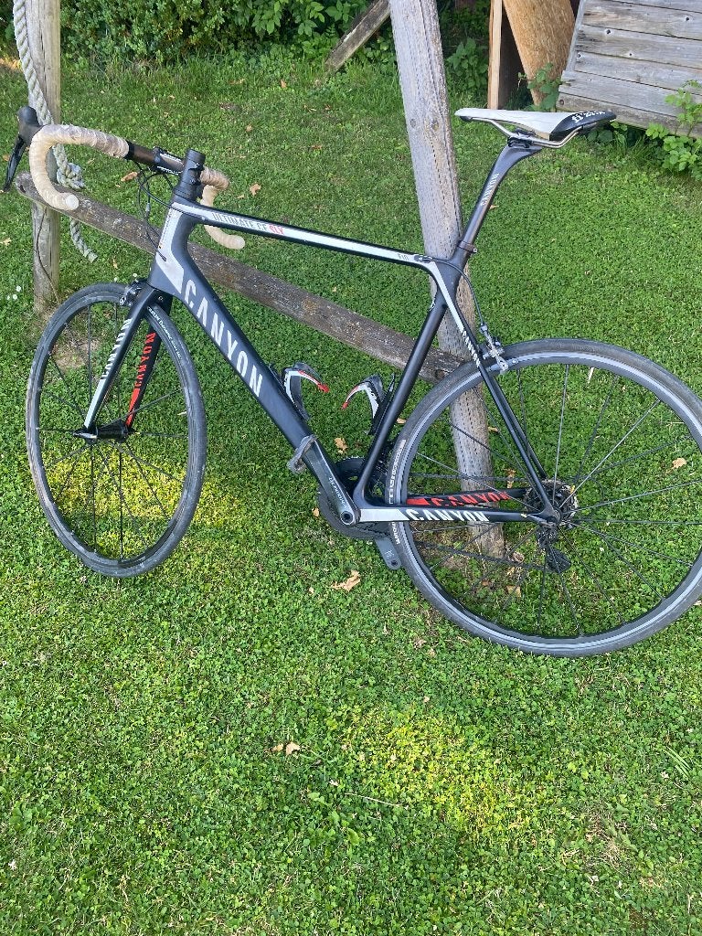 Velo route Canyon, Vélos & Vélomoteurs, Vélos | Hommes | Vélos de sport & Vélo de randonnée, Autres marques, Frein sur jante, 65 cm ou plus