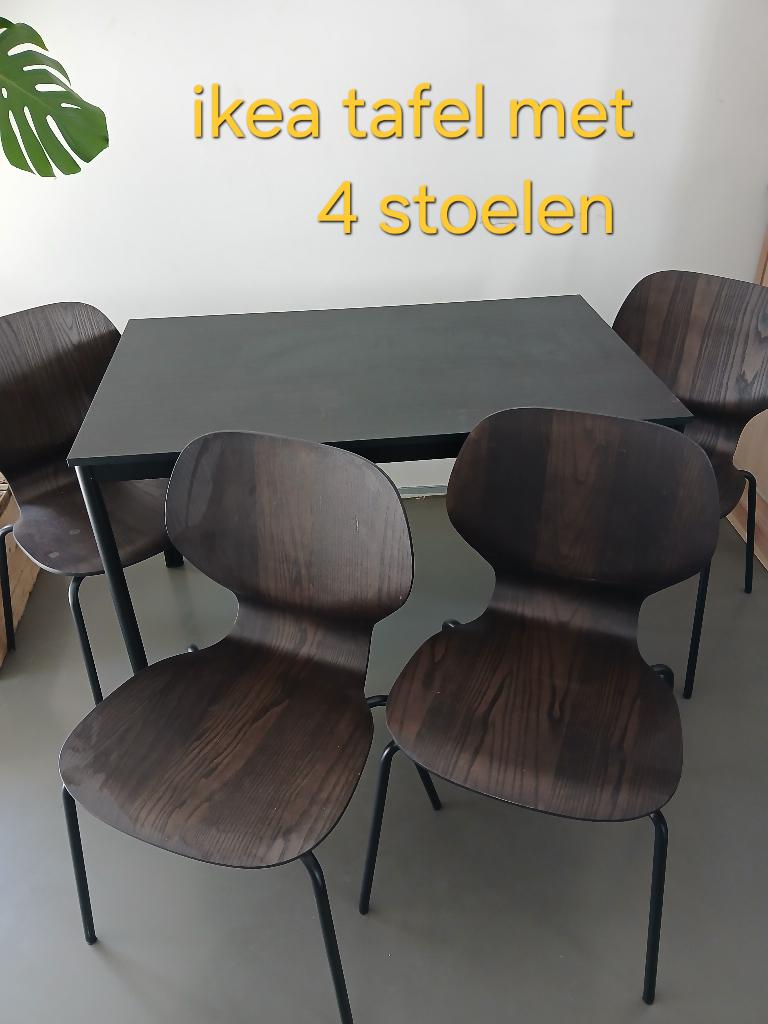 Tafel met 4 stoelen, Huis en Inrichting, Tafels | Eettafels, Ophalen, Gebruikt, 100 tot 150 cm, 50 tot 100 cm